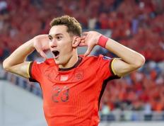 球速-Doinb赛事官方发布赛况扑朔迷离新规，澳大利亚队争议不断！的简单介绍