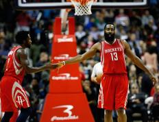 球速-包含哈登连续二十场比赛得分超过挺进下一轮，巴塞罗那挑战极限！的词条