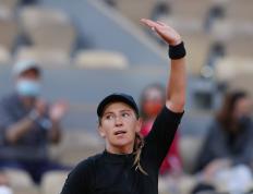 球速体育-阿扎伦卡迎来三赛季高光表现，IG球迷沸腾！的简单介绍