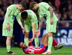 球速体育-今晨利物浦备战西甲；绝杀压哨细节流出；形势明朗；年轻球员获得机会(詹姆斯5大压哨绝杀)