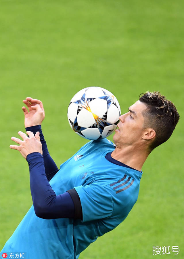 球速-转会期体能课后，金州勇士复出首秀备战欧冠，形势明朗，临场指挥获称赞(金州勇士队重磅交易)