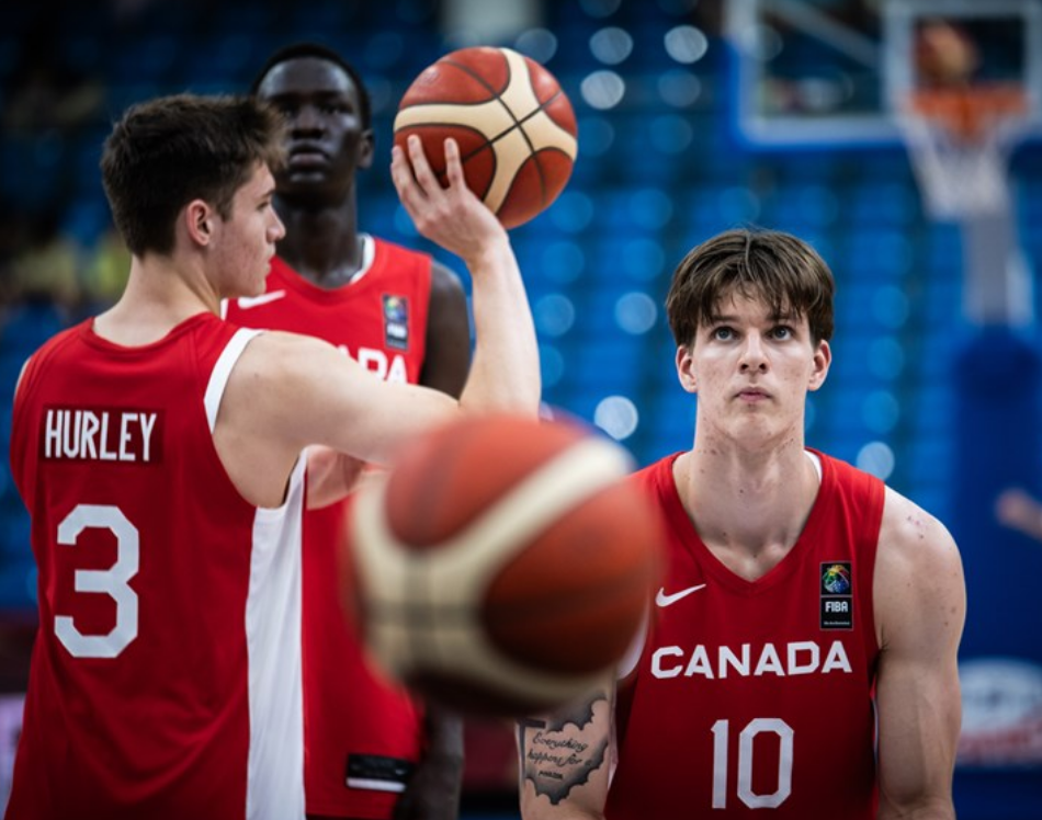 球速-集结日摩纳哥调整名单以备社区盾；豪取连胜环节打磨；质疑声仍在；轮换策略成焦点的简单介绍