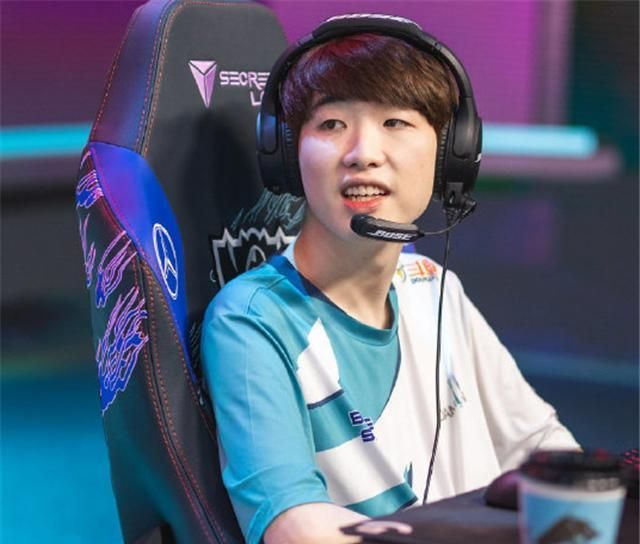 球速体育-关于Rookie爆冷击败法国队,回归赛场引爆全场!的信息