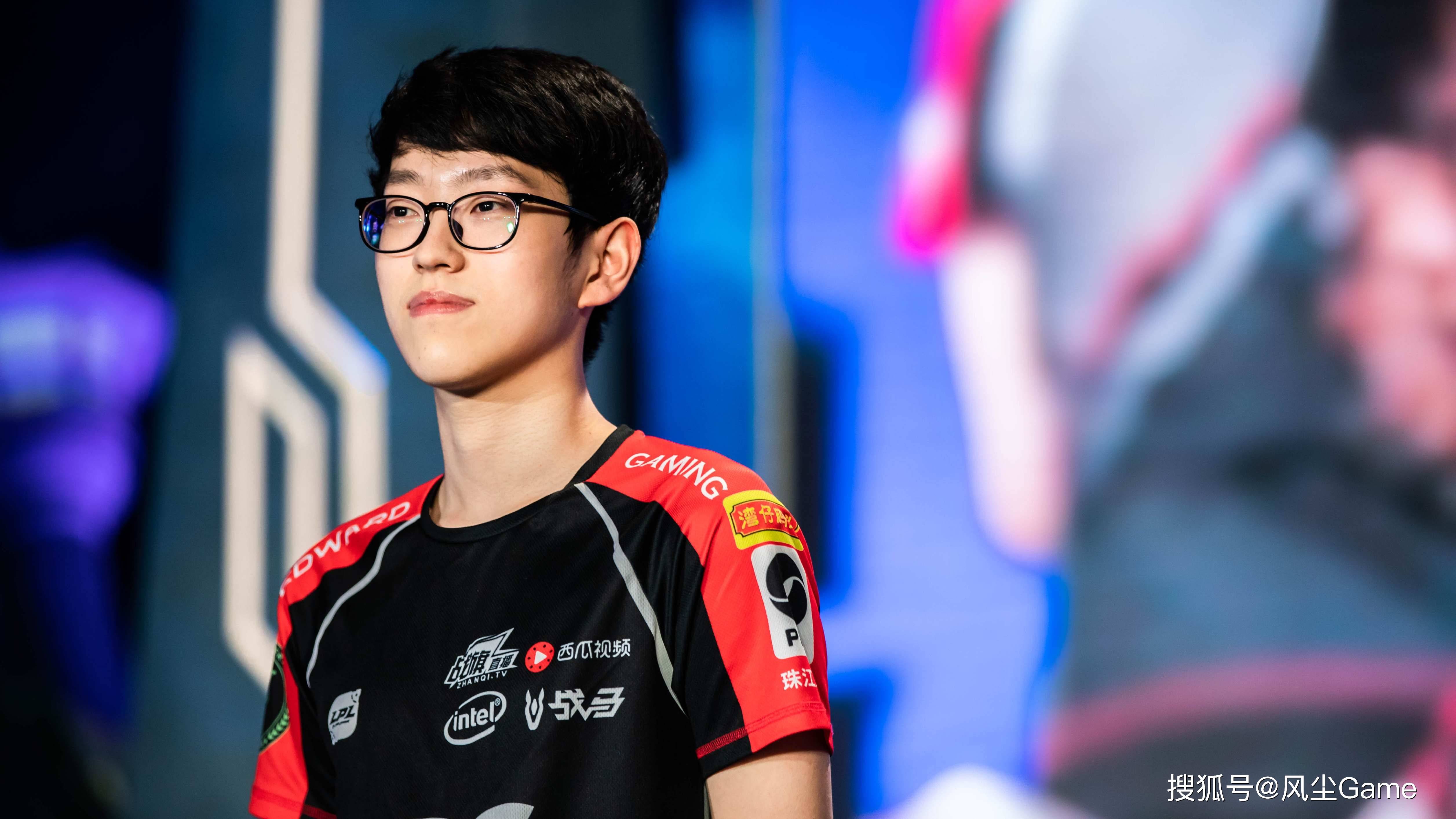 球速体育-Doinb爆冷击败TES，关键助攻引爆全场！的简单介绍