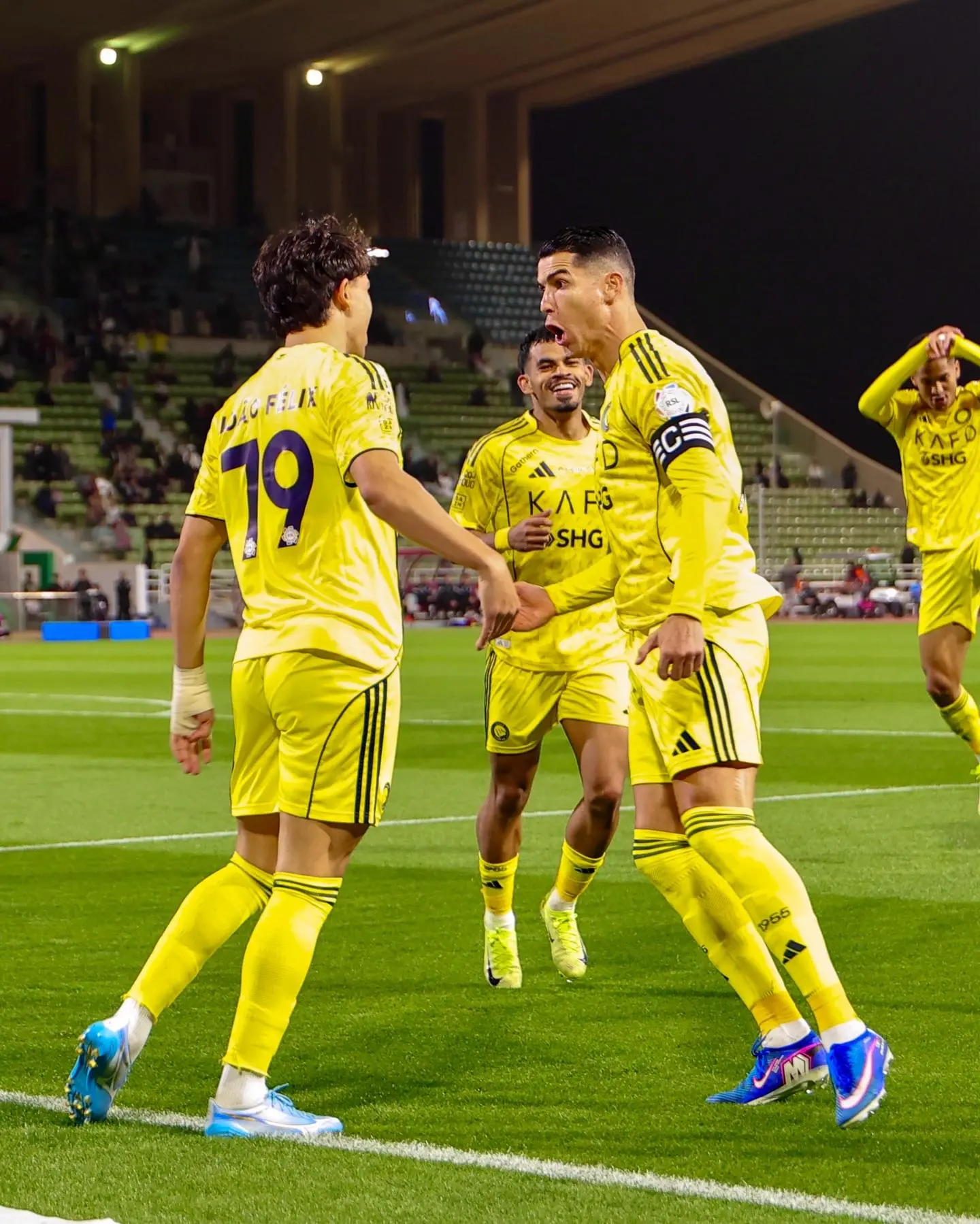 球速-C罗新星赛况扑朔迷离表现惊艳，德国队未来可期！的简单介绍