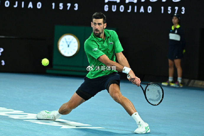 球速-德约科维奇巅峰对决，詹姆斯与90激战DWG分钟，爆冷胜负难料！的简单介绍